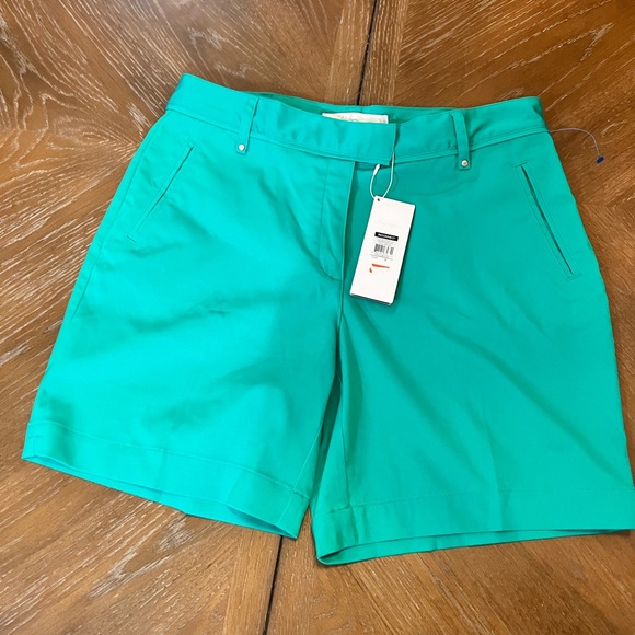 Lady Hagen Green Bermuda Shorts Classic Cut - Picture 1 of 3